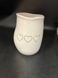 C4110 - 6" ceramic Vase with Gold Hearts - Each