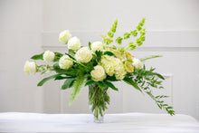 Load image into Gallery viewer, 3454-04-09  10 3/8&quot; Mia Vase - 4/Cs
